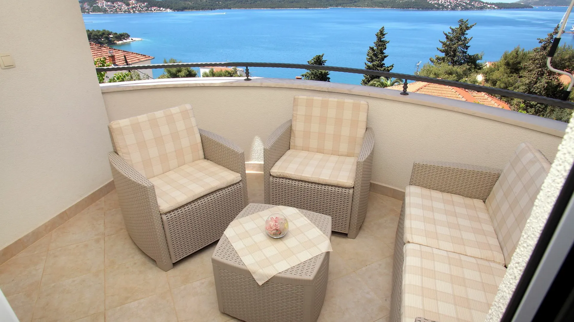 Cvita Apartments Trogir Kroatien