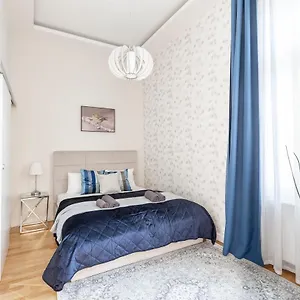  Apartment Luxury Quentin 3 Bedrm, 2 Bathrm Hungary